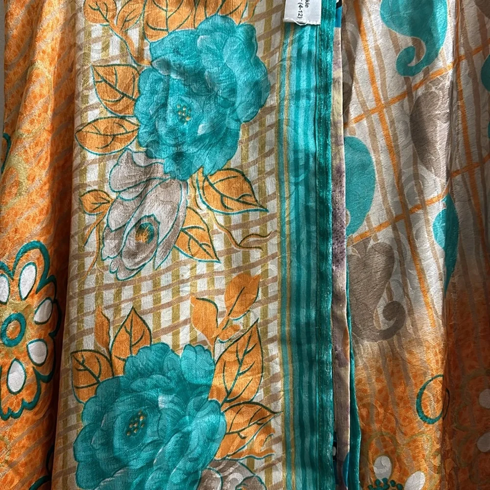 Recycled sari fabric wrap skirt size regular - Picture 9 of 9